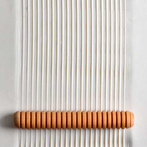 MKM Hand Roller: Vertical Lines – Hot Clay